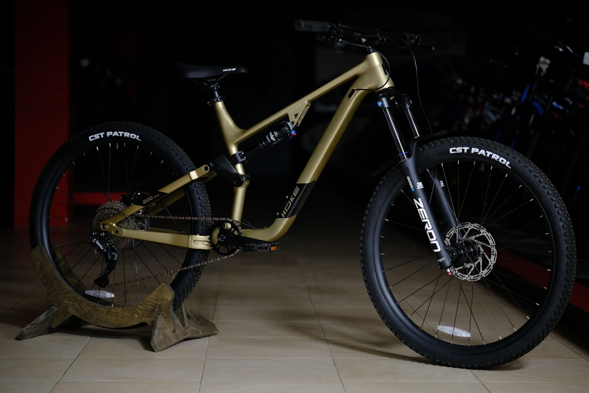 Велосипед HOKE FS 200- 27,5 матовый золотистый 18